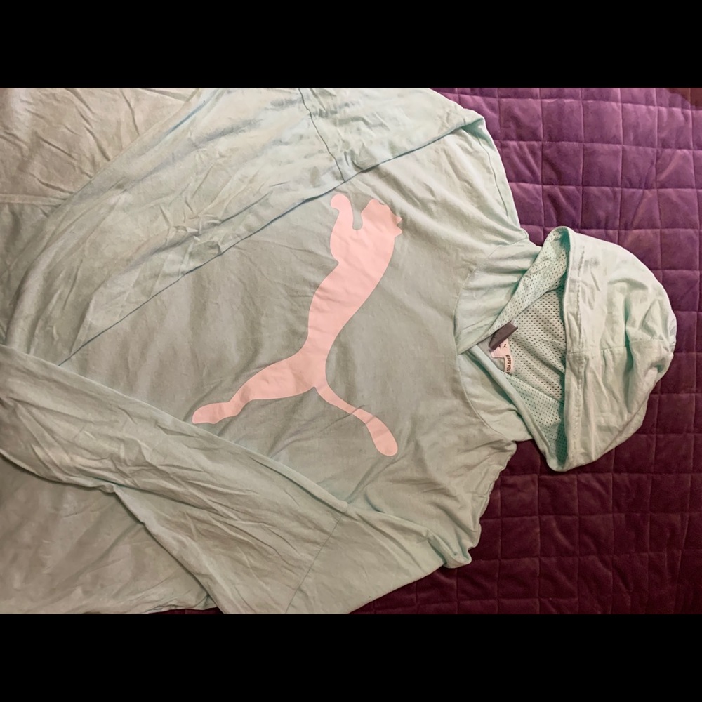 light puma hoodie